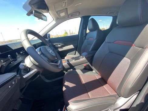 New 2026 Nissan Kicks SR FWD image 10