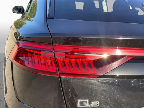 Used 2019 Audi Q8 Premium Plus w/ Premium Plus AWD/4WD image 29