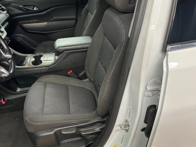 Used 2020 GMC Acadia SLE FWD image 7