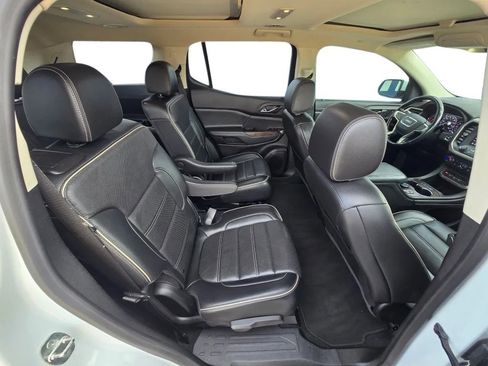 Used 2022 GMC Acadia Denali w/ Denali Technology Package image 31