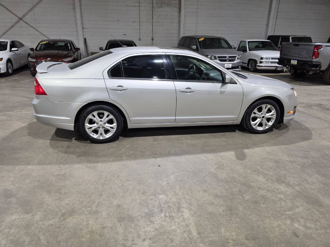 Used 2012 Ford Fusion SE FWD image 16