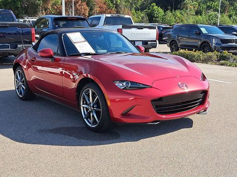 Used 2023 MAZDA MX-5 Miata Grand Touring w/ Weather Package image 2