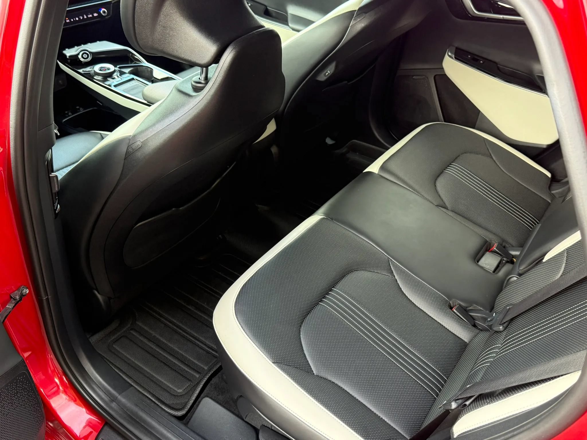 Used 2023 Kia EV6 GT-Line AWD/4WD image 24