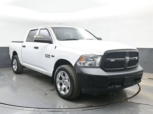 Used 2016 RAM 1500 Tradesman w/ Popular Equipment Group AWD/4WD image 2