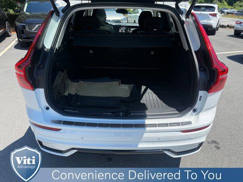 Certified 2025 Volvo XC60 T8 Plus w/ Protection Package Premier AWD/4WD image 24