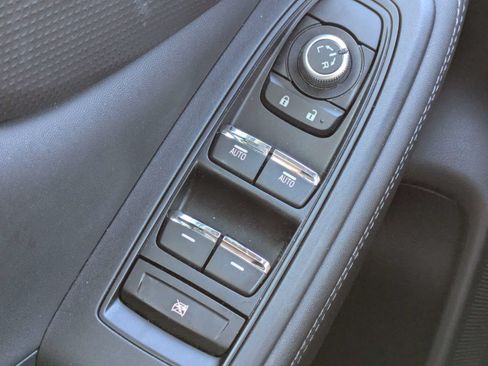 Certified 2022 Subaru Forester Touring AWD/4WD image 27