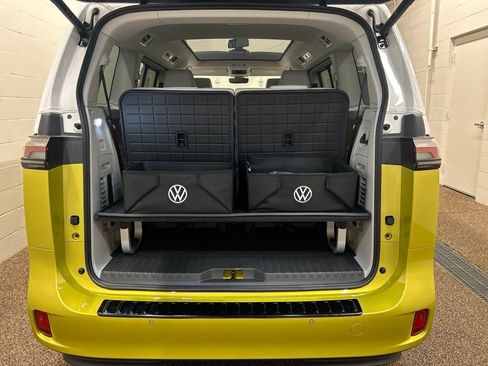 Used 2025 Volkswagen ID. Buzz 1st Edition AWD/4WD image 13