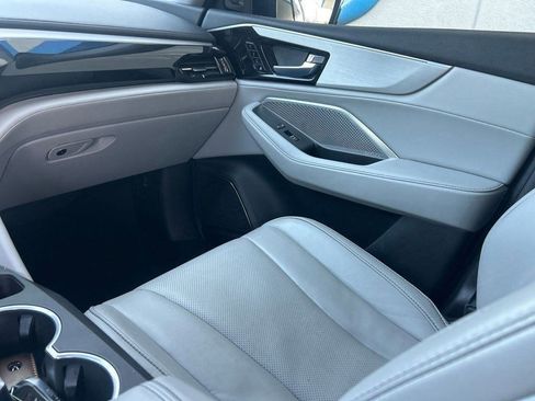 Used 2023 Acura MDX FWD w/ Technology Package image 17