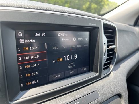 Used 2017 Kia Sportage EX FWD image 13