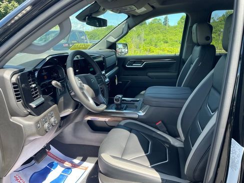 New 2025 Chevrolet Silverado 1500 RST w/ Convenience Package II image 32