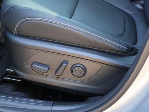 New 2026 Hyundai Tucson Limited image 25