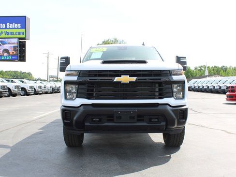 Used 2025 Chevrolet Silverado 2500 W/T w/ WT Convenience Package AWD/4WD image 6