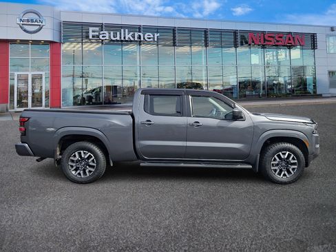 Used 2023 Nissan Frontier SV w/ Technology Package image 7