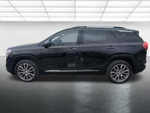 Certified 2022 GMC Terrain Denali w/ Denali Premium Package AWD/4WD image 28