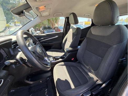 Used 2023 Chevrolet Bolt EUV LT w/ Driver Confidence Package FWD image 14