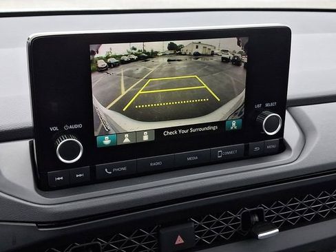 Certified 2025 Honda Accord SE image 18