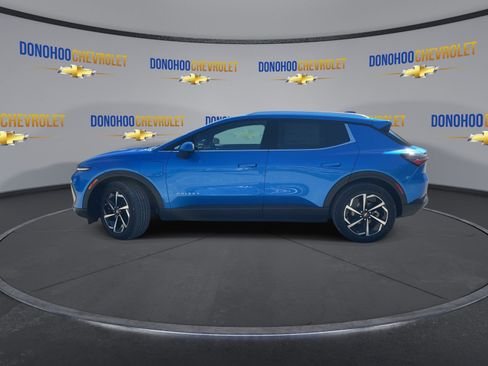 New 2026 Chevrolet Equinox EV LT image 8