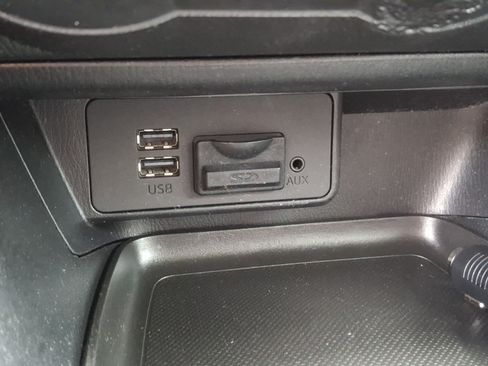 Used 2015 MAZDA MAZDA3 i Sport FWD image 23