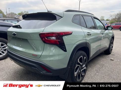 Used 2024 Chevrolet Trax RS w/ Driver Confidence Package image 8