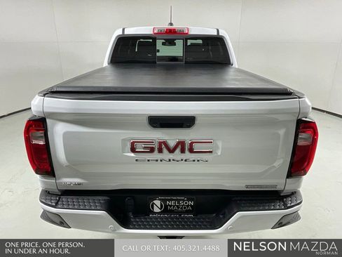 Used 2023 GMC Canyon Elevation w/ Elevation Premium Package image 7