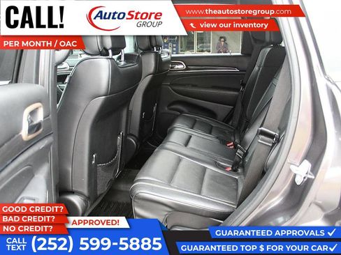 Used 2017 Jeep Grand Cherokee Overland AWD/4WD image 11