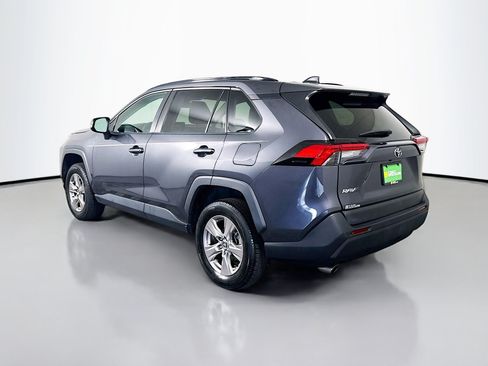 Used 2022 Toyota RAV4 XLE AWD/4WD image 7