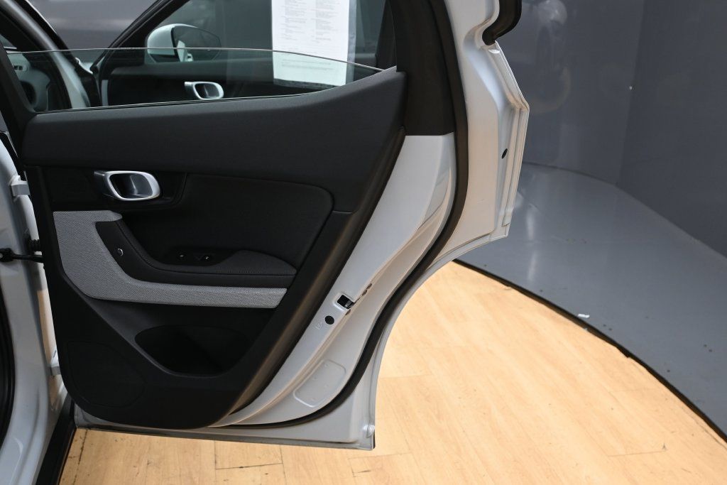 Used 2024 Polestar Polestar 2 AWD/4WD image 26