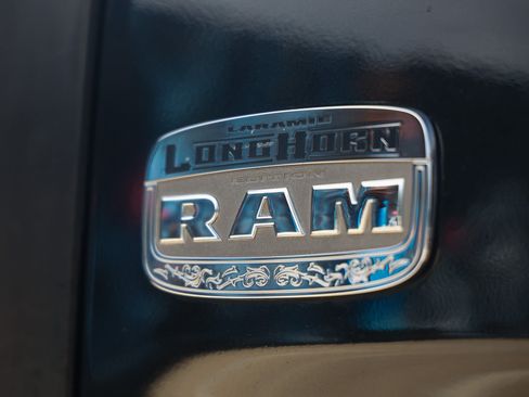 Used 2011 RAM 1500 Laramie Longhorn RWD image 48