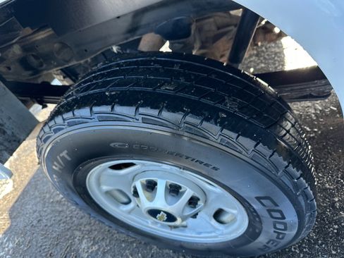 Used 2015 Chevrolet Silverado 2500 W/T image 13