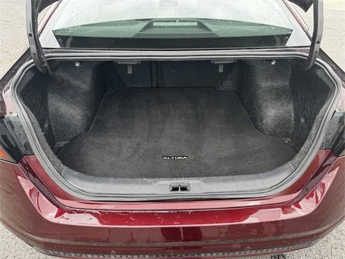 Used 2023 Nissan Altima 2.5 SV image 17