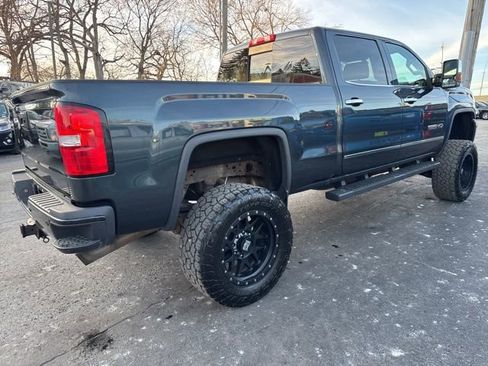 Used 2017 GMC Sierra 2500 SLT w/ All Terrain HD Package image 3