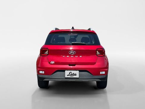 Used 2021 Hyundai Venue SEL image 5