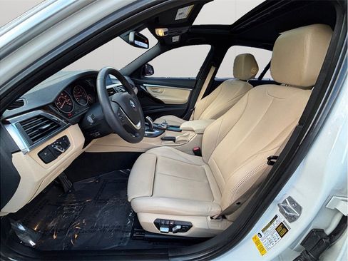 Used 2018 BMW 330i Sedan w/ Convenience Package image 2