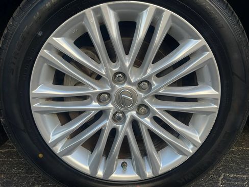 Used 2013 Lexus ES 350 w/ Luxury Pkg FWD image 45