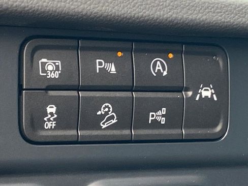 New 2025 Chevrolet Tahoe High Country w/ Sun And Tow Package image 17