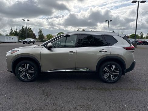 Used 2021 Nissan Rogue SL w/ Premium Package AWD/4WD image 4