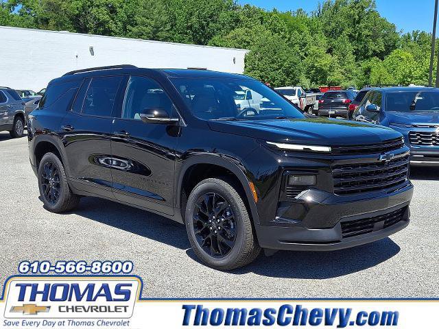 New 2026 Chevrolet Traverse LT w/ Midnight/Sport Edition FWD image 1