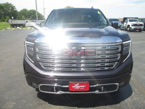 Used 2022 GMC Sierra 1500 Denali AWD/4WD image 11