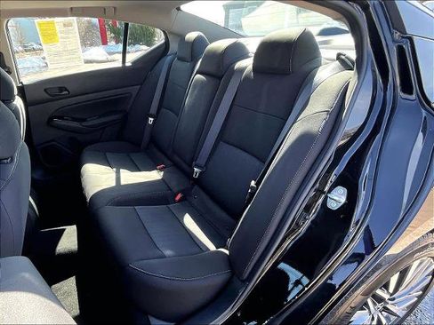 Used 2023 Nissan Altima 2.5 SV w/ SV Premium Package image 15