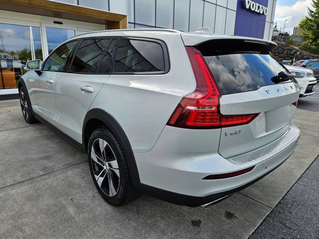 Used 2020 Volvo V60 T5 Cross Country w/ Protection Package Premier AWD/4WD image 7