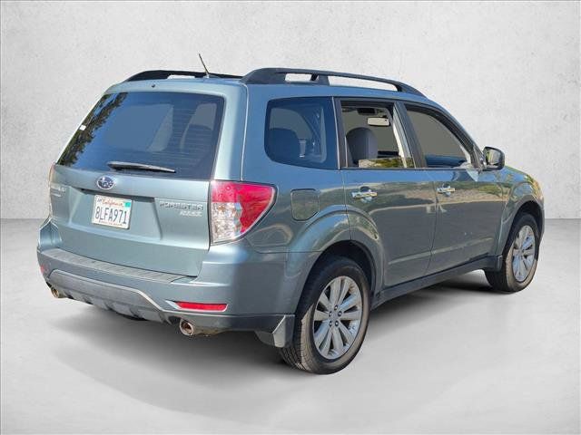 Used 2013 Subaru Forester 2.5X Limited AWD/4WD image 5