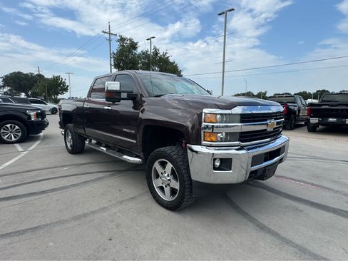 Used 2016 Chevrolet Silverado 2500 LTZ w/ Duramax Plus Package AWD/4WD image 4