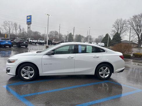 Used 2024 Chevrolet Malibu LS image 9