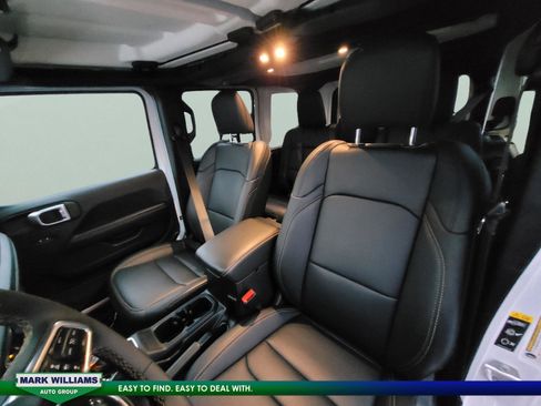 Used 2024 Jeep Wrangler Sahara w/ Safety Group image 30