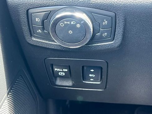 Used 2018 Ford F150 XLT w/ Equipment Group 302A Luxury AWD/4WD image 35
