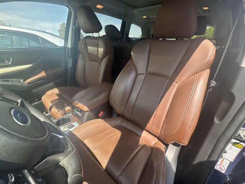 Used 2019 Subaru Ascent Touring AWD/4WD image 2