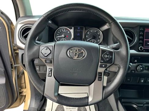 Used 2020 Toyota Tacoma 4x4 Double Cab image 15