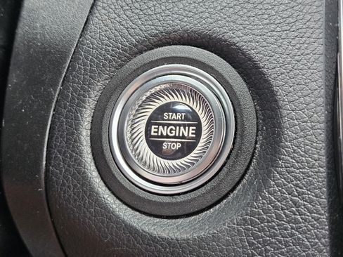 Used 2020 Mercedes-Benz GLC 300 image 20