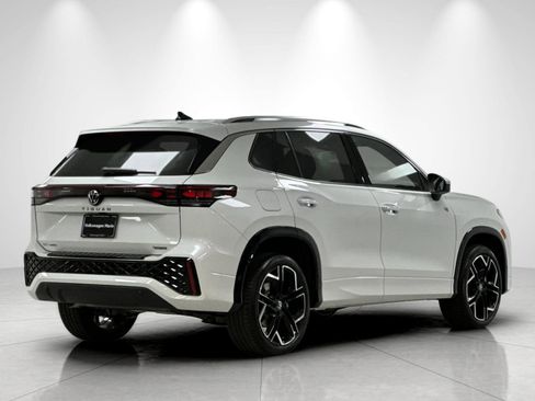 New 2026 Volkswagen Tiguan SEL R-Line AWD/4WD image 5