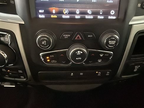 Used 2019 RAM 1500 Big Horn AWD/4WD image 25